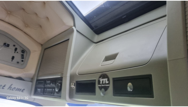 Tractor head Volvo FH750: gambar 17 Tractor head Volvo FH750: gambar 17