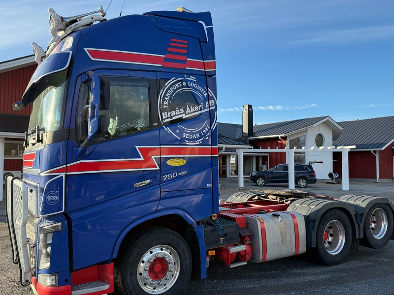 Volvo FH750 - Tractor head: gambar 3 Volvo FH750 - Tractor head: gambar 3