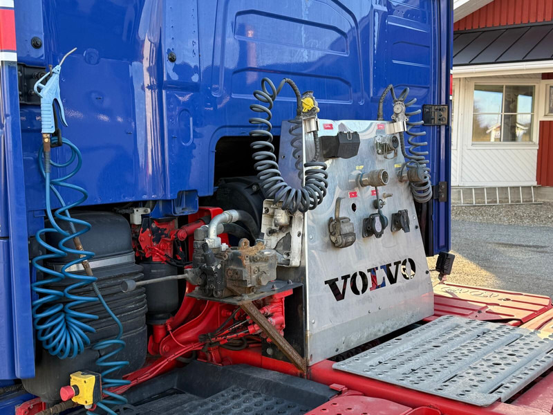 Tractor head Volvo FH750: gambar 8 Tractor head Volvo FH750: gambar 8