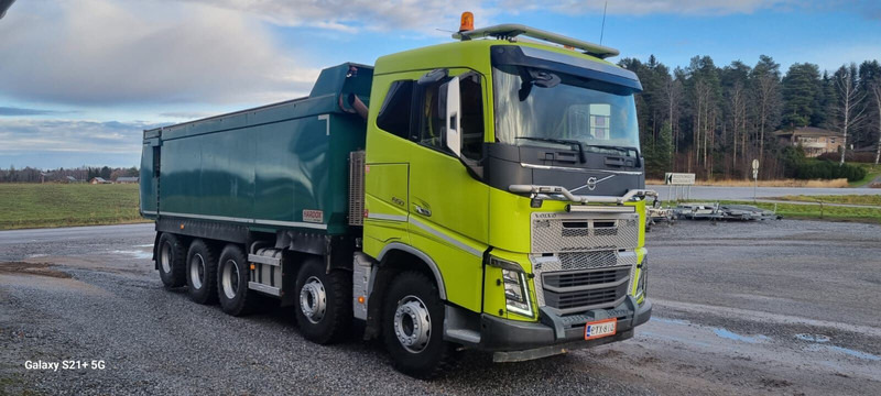 Volvo FH16 650 - Truk jungkit: gambar 2 Volvo FH16 650 - Truk jungkit: gambar 2