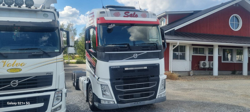 Volvo FH460 Globe 2016 - Truk sasis: gambar 3 Volvo FH460 Globe 2016 - Truk sasis: gambar 3