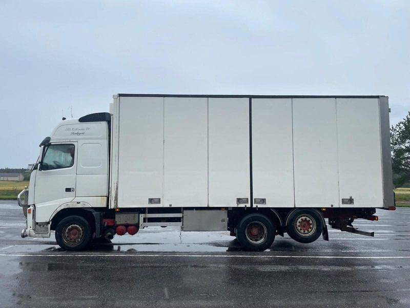Volvo FH500 Globe XL - Truk box: gambar 5 Volvo FH500 Globe XL - Truk box: gambar 5