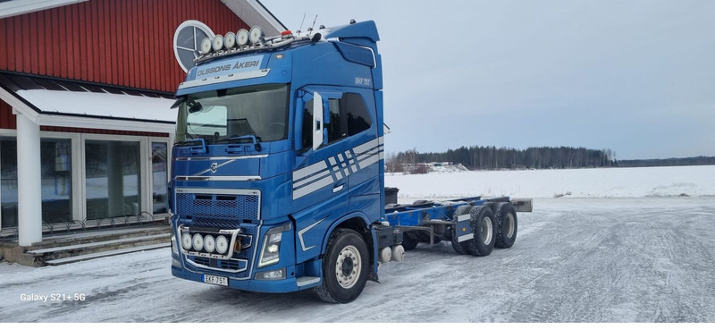Volvo FH750 - Truk sasis: gambar 4 Volvo FH750 - Truk sasis: gambar 4
