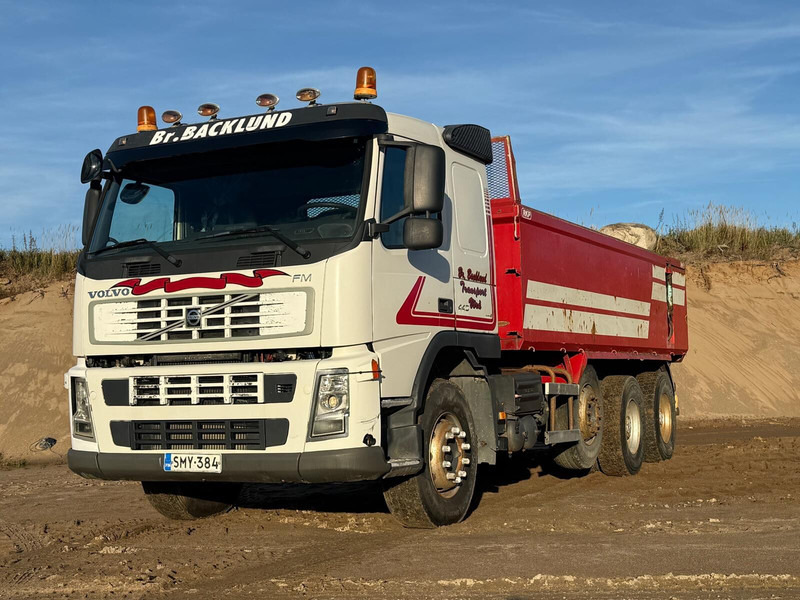 Volvo FM440 - Truk jungkit: gambar 1 Volvo FM440 - Truk jungkit: gambar 1