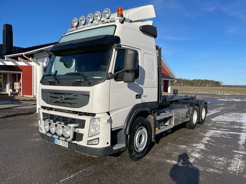 Volvo FM460 Globe 6x4 - Hook lift: gambar 1 Volvo FM460 Globe 6x4 - Hook lift: gambar 1