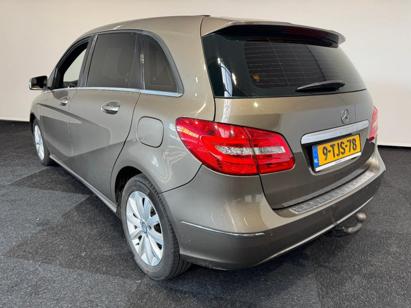 Mercedes-Benz B-Klasse 180 automaat Leer B 180 Ambition 5 Automaat wit Leer - Mobil: gambar 5 Mercedes-Benz B-Klasse 180 automaat Leer B 180 Ambition 5 Automaat wit Leer - Mobil: gambar 5