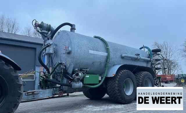 Roelama tandemas tank 20.000 ltr ,r.t. 20 - Kapal tanker bubur: gambar 3 Roelama tandemas tank 20.000 ltr ,r.t. 20 - Kapal tanker bubur: gambar 3