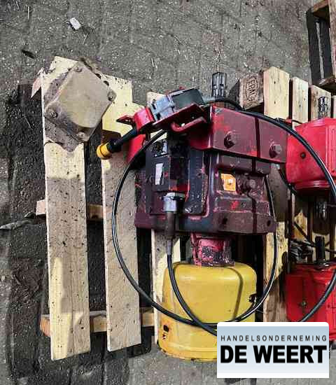 Trioliet tandwielkast , haakse aandrijving , trioliet mengwagen - Gearbox untuk Peralatan pertanian: gambar 4 Trioliet tandwielkast , haakse aandrijving , trioliet mengwagen - Gearbox untuk Peralatan pertanian: gambar 4