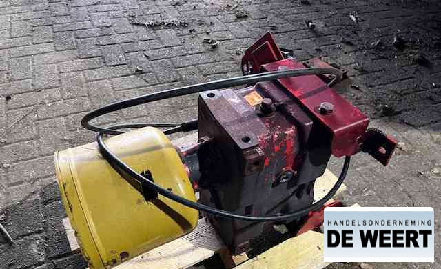 Trioliet tandwielkast , haakse aandrijving , trioliet mengwagen - Gearbox untuk Peralatan pertanian: gambar 3 Trioliet tandwielkast , haakse aandrijving , trioliet mengwagen - Gearbox untuk Peralatan pertanian: gambar 3