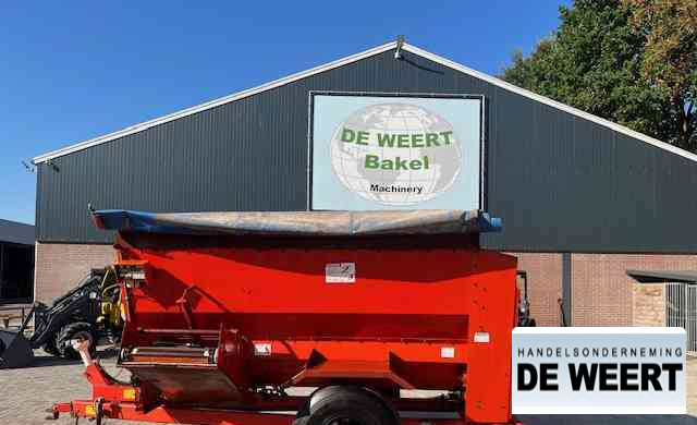 Butler 230 feedwagon - Mixer-pengumpan: gambar 2 Butler 230 feedwagon - Mixer-pengumpan: gambar 2