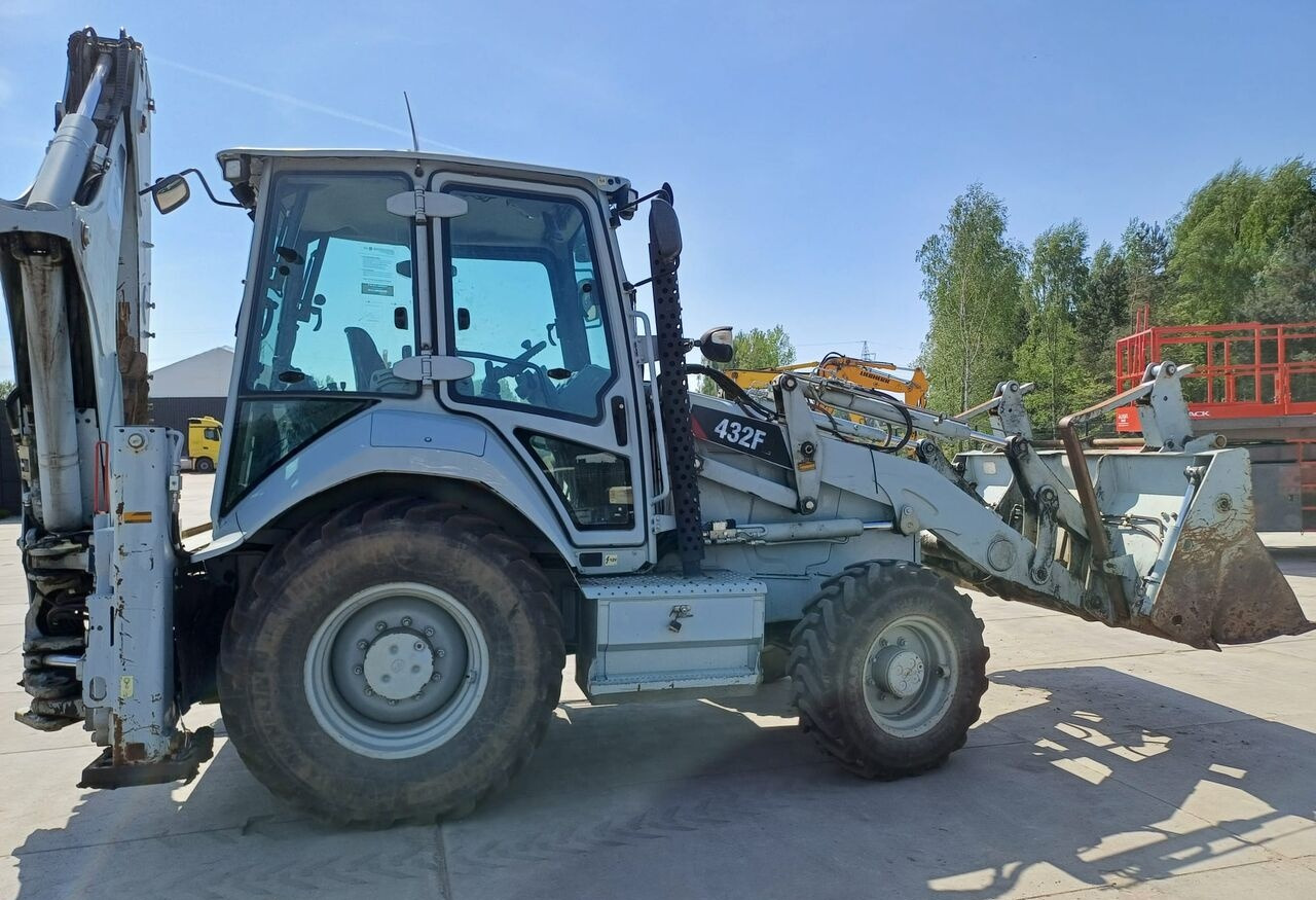 Caterpillar 432F - Backhoe loader: gambar 4 Caterpillar 432F - Backhoe loader: gambar 4