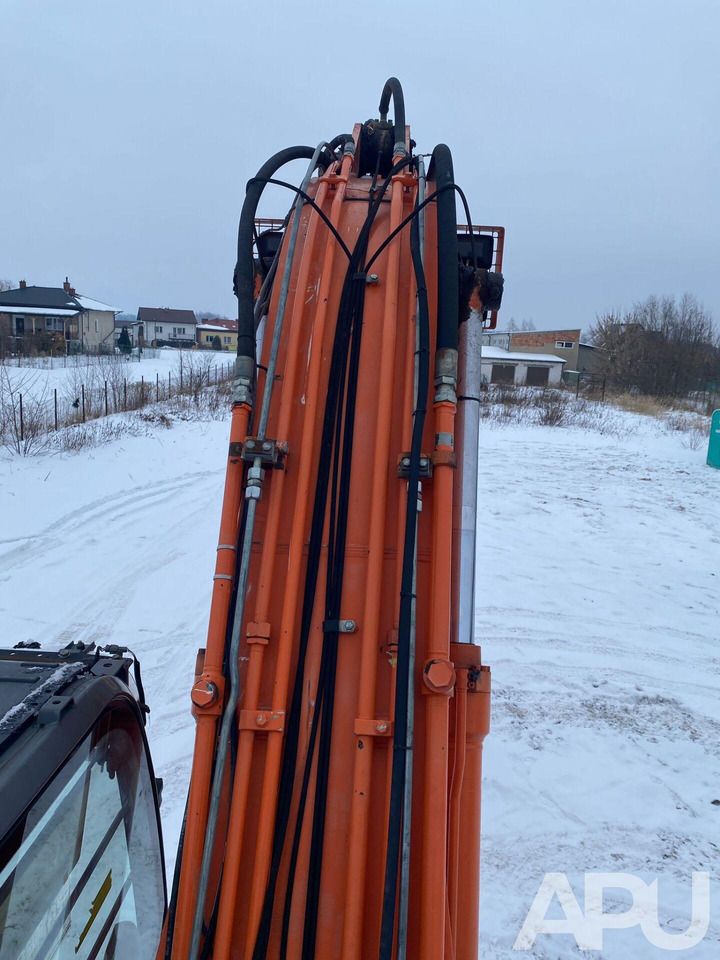 Ekskavator perayap HITACHI ZX250LC-3: gambar 20