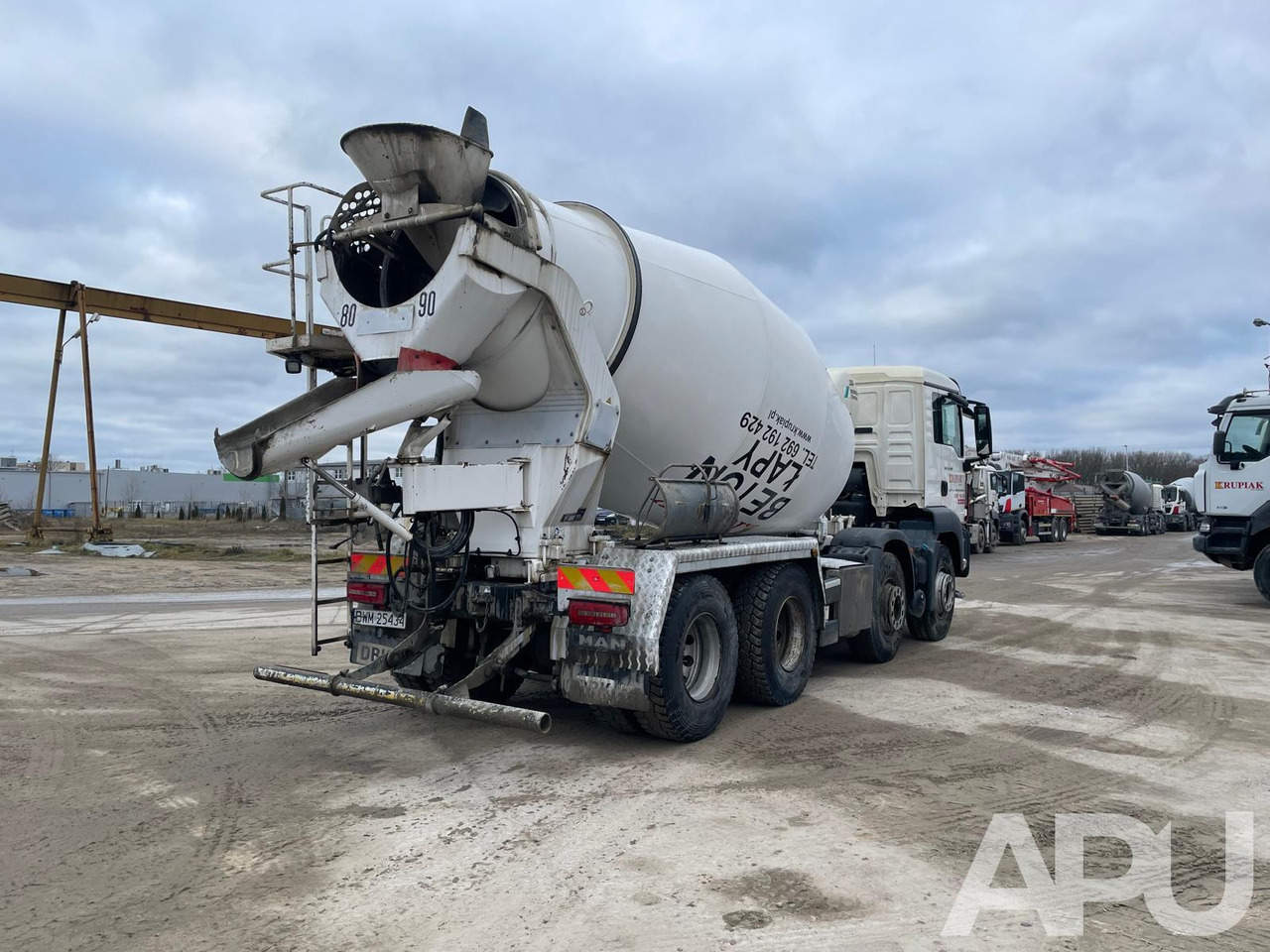 MAN TGS 32.420 - Truk pengaduk beton: gambar 3 MAN TGS 32.420 - Truk pengaduk beton: gambar 3