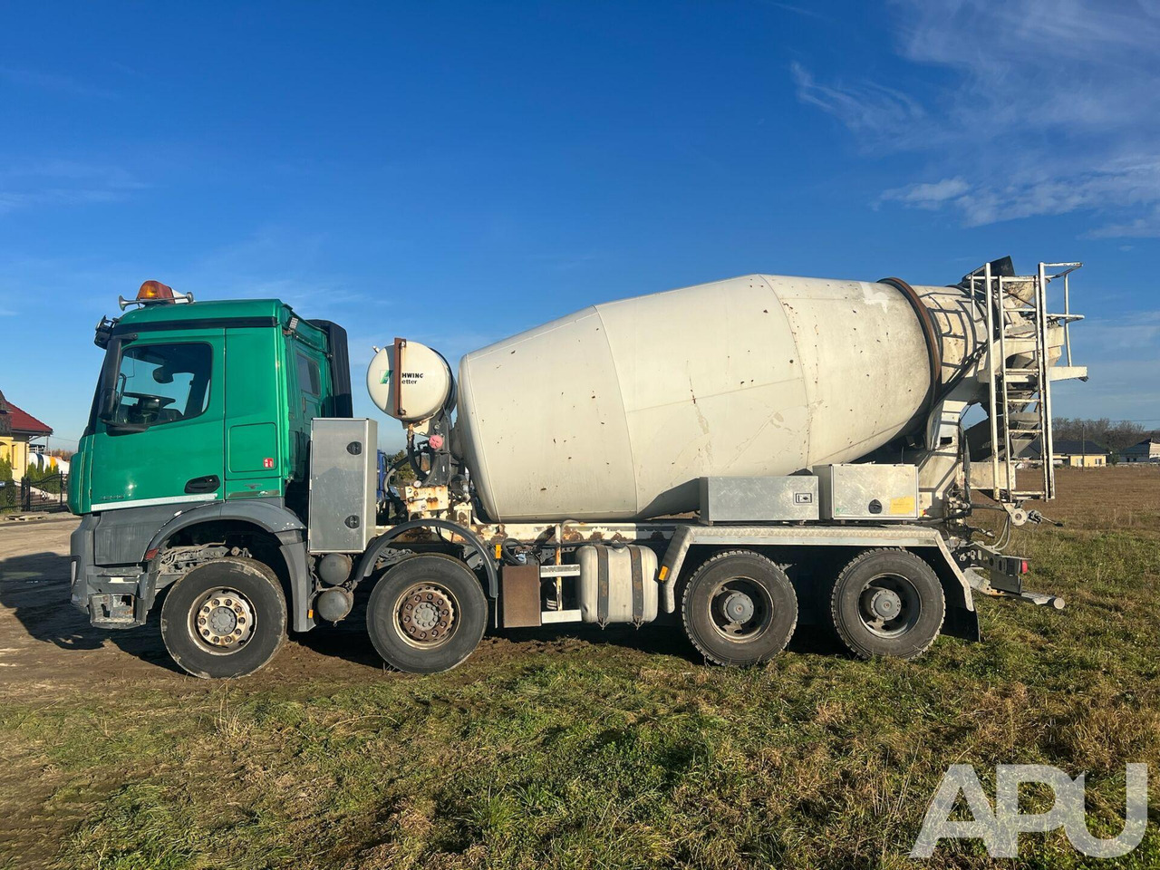 Mercedes Arocs 3245 - Truk pengaduk beton: gambar 3 Mercedes Arocs 3245 - Truk pengaduk beton: gambar 3