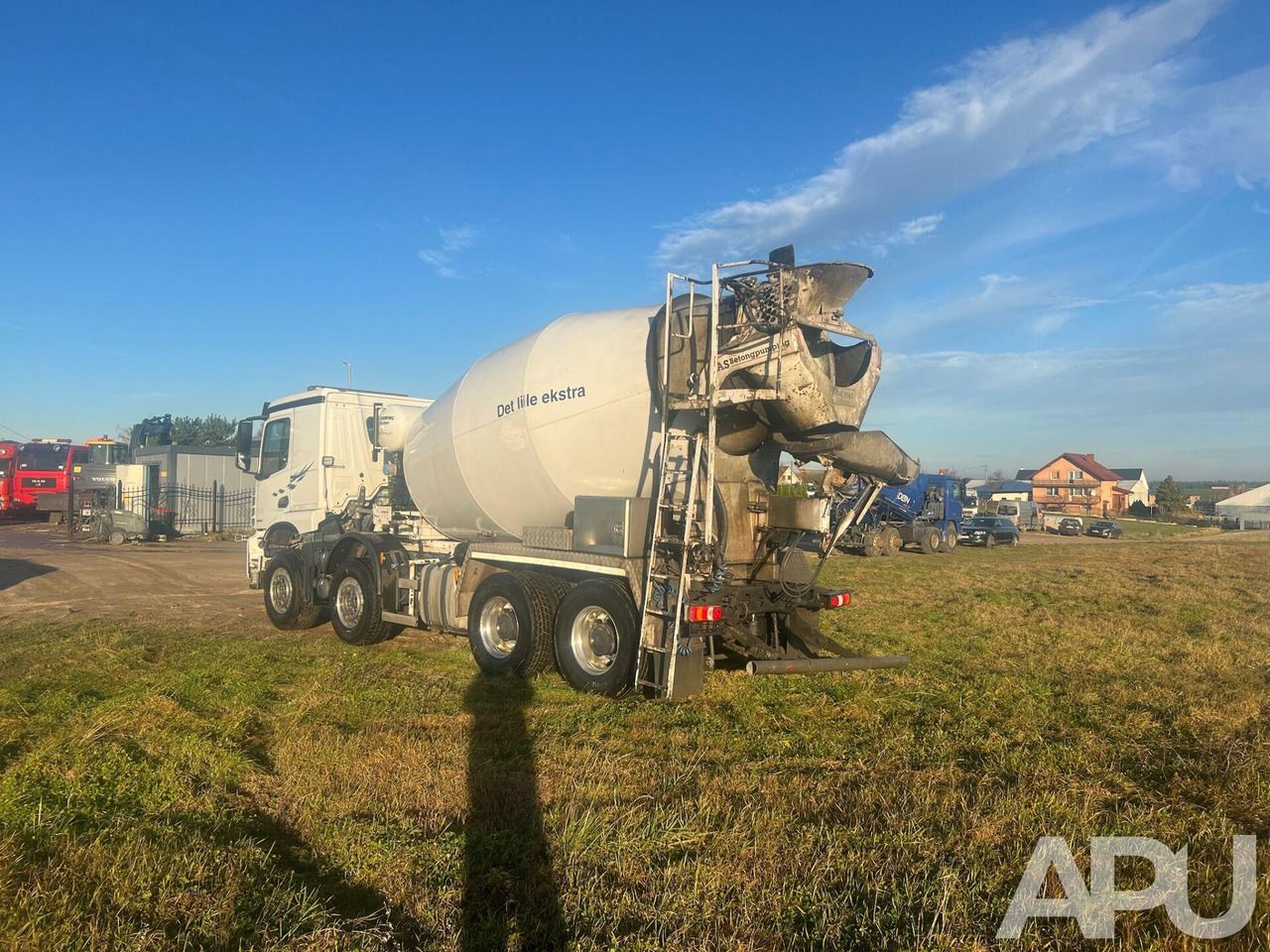 Mercedes Arocs 3246 - Truk pengaduk beton: gambar 3 Mercedes Arocs 3246 - Truk pengaduk beton: gambar 3
