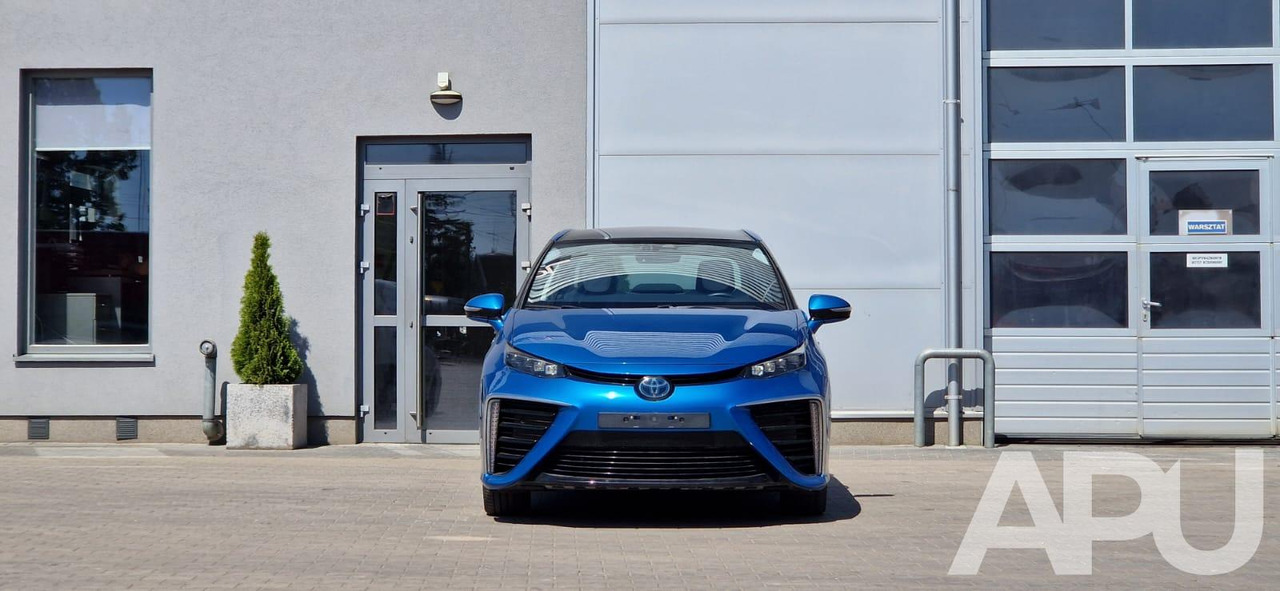 Toyota Mirai – NOWA NIE UŻYWANA - Mobil sedan: gambar 4 Toyota Mirai – NOWA NIE UŻYWANA - Mobil sedan: gambar 4