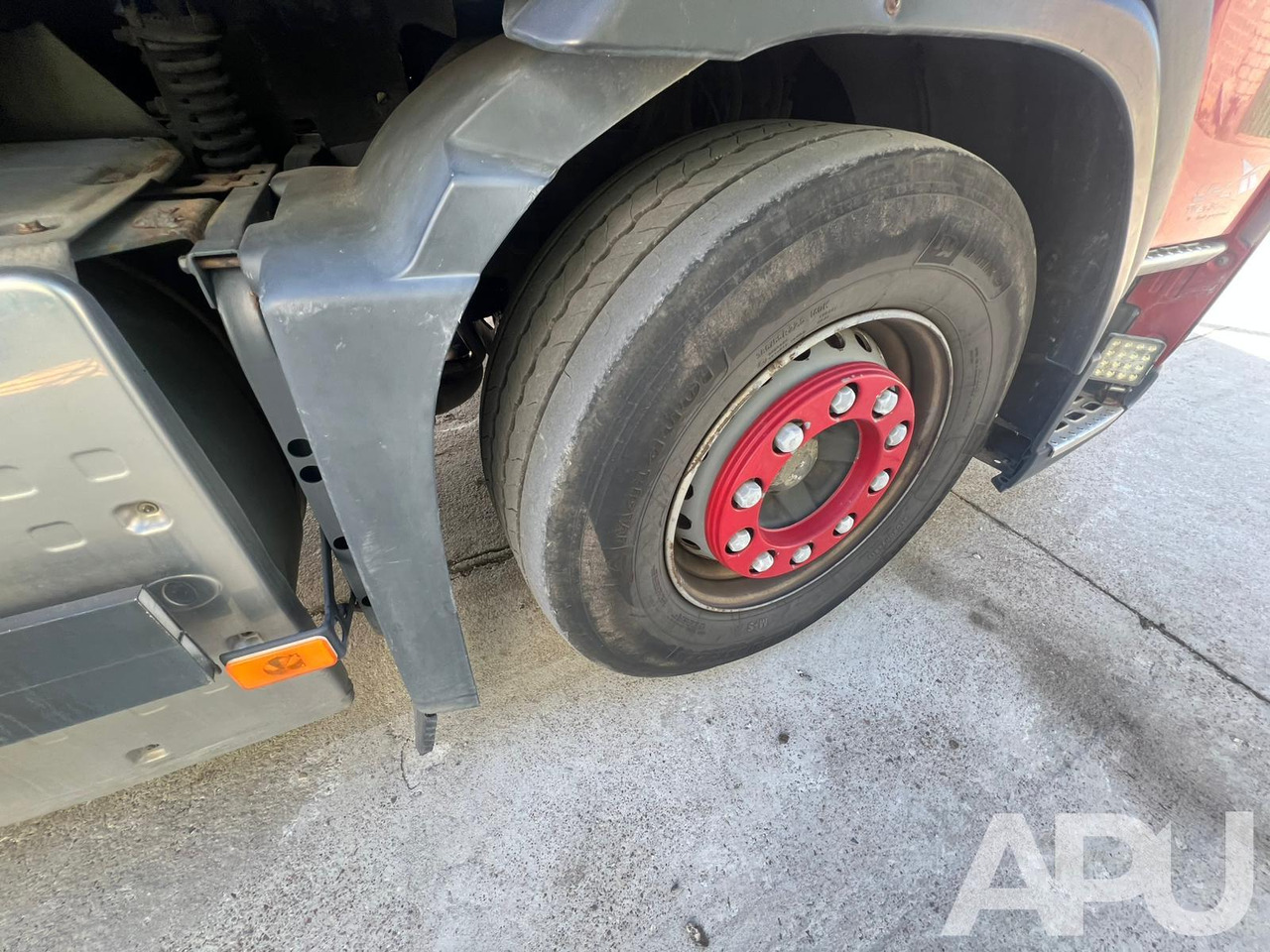 Truk pengangkut hewan Volvo Fm 410 DO PRZEWOZU BYDŁA: gambar 13 Truk pengangkut hewan Volvo Fm 410 DO PRZEWOZU BYDŁA: gambar 13