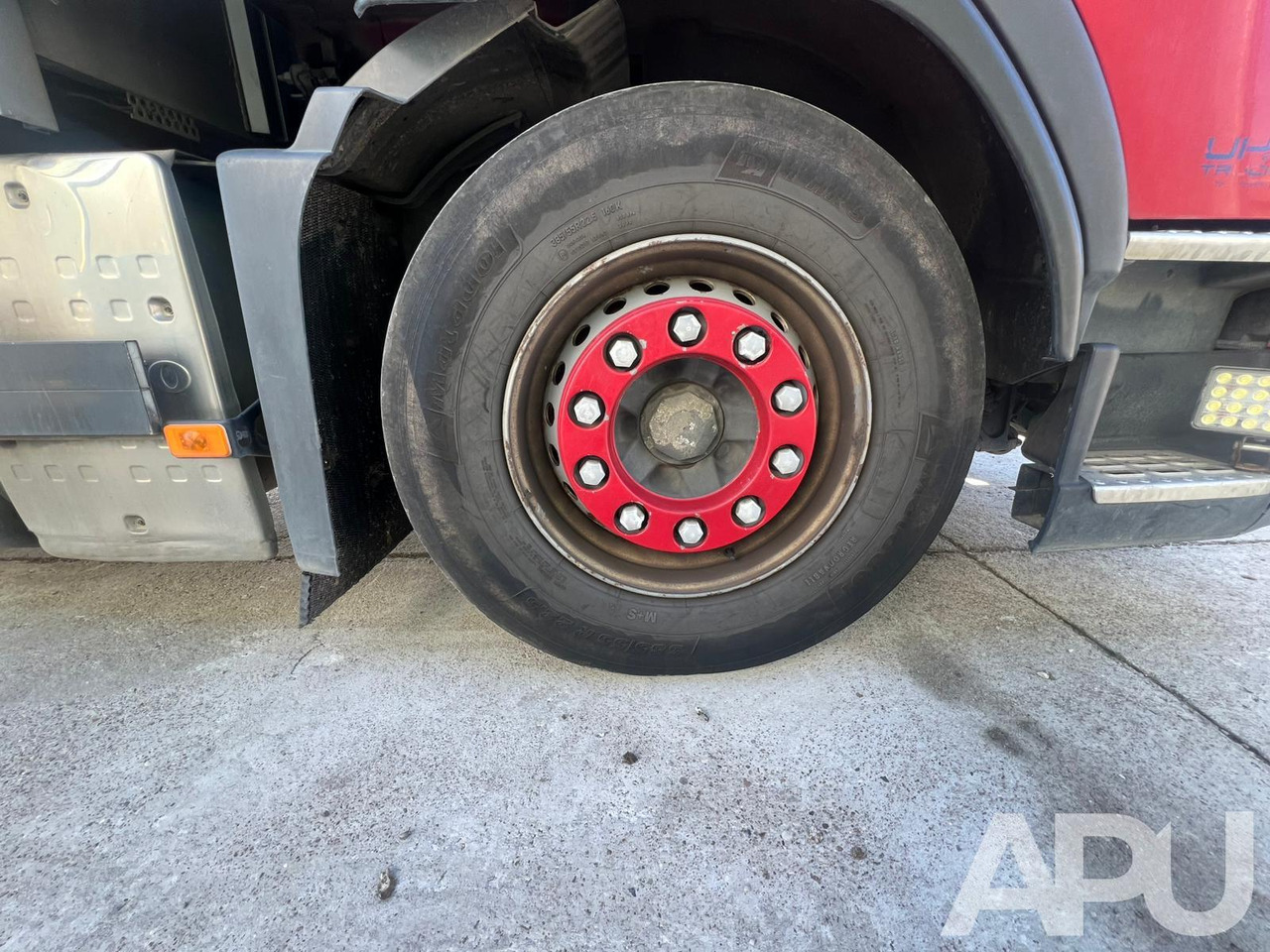 Truk pengangkut hewan Volvo Fm 410 DO PRZEWOZU BYDŁA: gambar 14 Truk pengangkut hewan Volvo Fm 410 DO PRZEWOZU BYDŁA: gambar 14