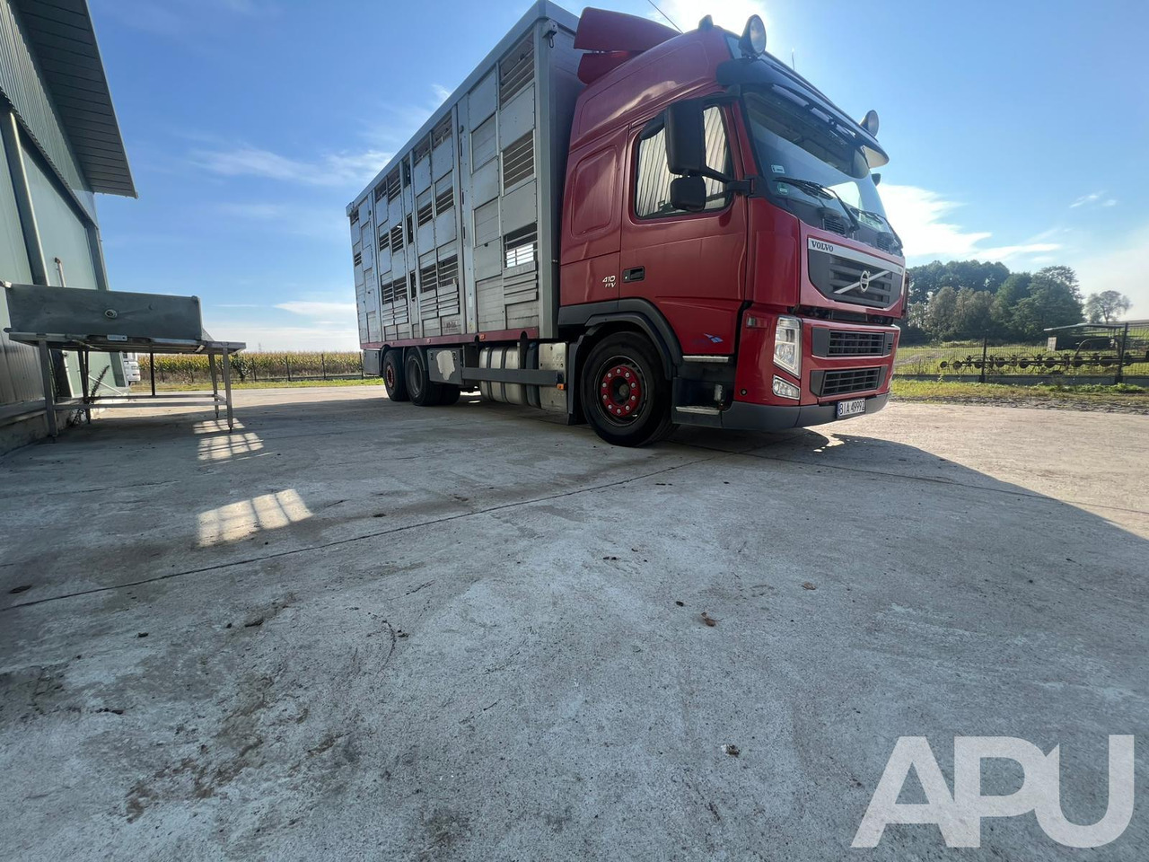 Truk pengangkut hewan Volvo Fm 410 DO PRZEWOZU BYDŁA: gambar 7 Truk pengangkut hewan Volvo Fm 410 DO PRZEWOZU BYDŁA: gambar 7