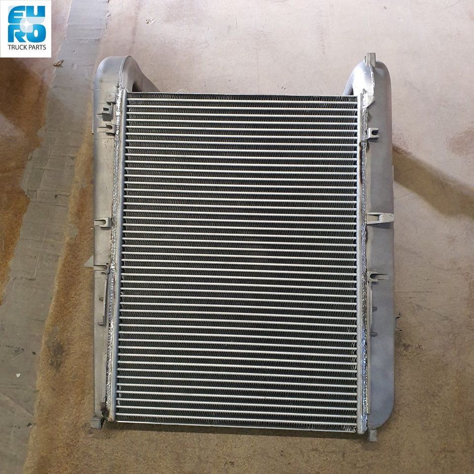 DAF CF 85 INTERCOOLER 1371318R + €50 Statiegeld - Intercooler untuk Truk: gambar 2 DAF CF 85 INTERCOOLER 1371318R + €50 Statiegeld - Intercooler untuk Truk: gambar 2