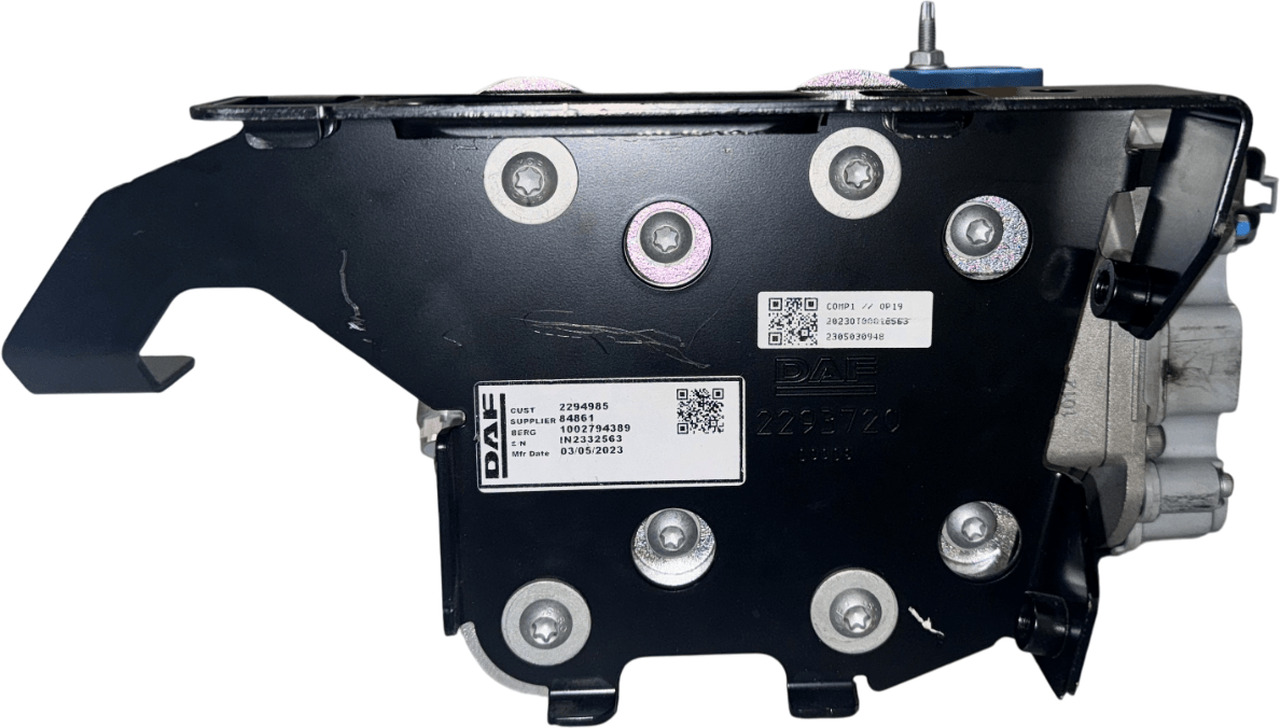 DAF XG AIRCOCOMPRESSOR 2022- MET BEHUIZINGSSCHADE 2294985EXP. - Kompresor rem udara untuk Truk: gambar 5 DAF XG AIRCOCOMPRESSOR 2022- MET BEHUIZINGSSCHADE 2294985EXP. - Kompresor rem udara untuk Truk: gambar 5