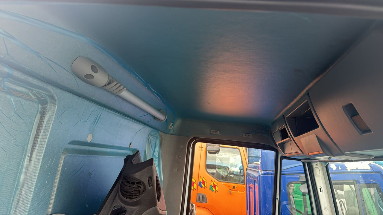 IVECO EUROCARGO 150-280 EURO 5-6 CABIN 4X2 NEW AUTOMATIC 000135A - Kabin untuk Truk: gambar 5 IVECO EUROCARGO 150-280 EURO 5-6 CABIN 4X2 NEW AUTOMATIC 000135A - Kabin untuk Truk: gambar 5