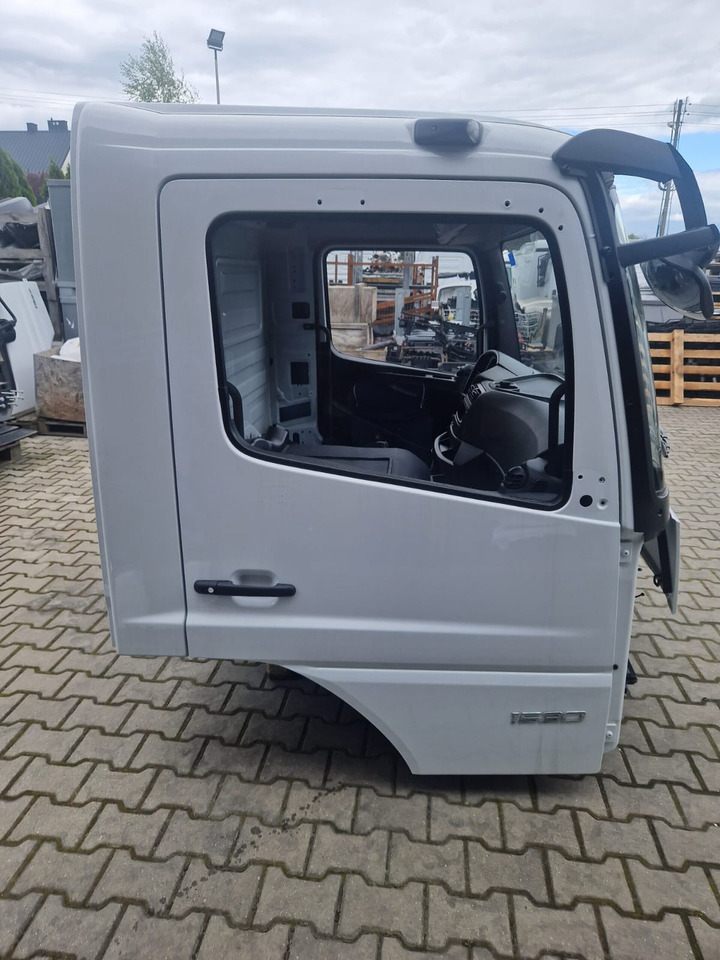 MB ATEGO CABINE EURO 6 TUNEL VOOR 6 CYL.MOTOR WITHOUT SEAT 000074 - Kabin untuk Truk: gambar 3 MB ATEGO CABINE EURO 6 TUNEL VOOR 6 CYL.MOTOR WITHOUT SEAT 000074 - Kabin untuk Truk: gambar 3
