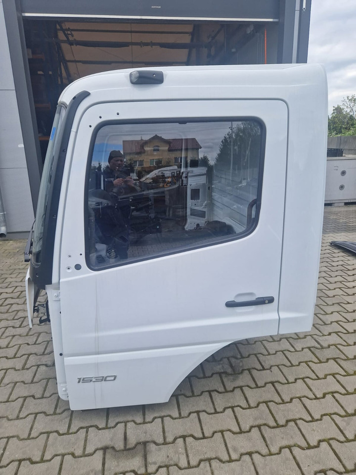 MB ATEGO CABINE EURO 6 TUNEL VOOR 6 CYL.MOTOR WITHOUT SEAT 000074 - Kabin untuk Truk: gambar 4 MB ATEGO CABINE EURO 6 TUNEL VOOR 6 CYL.MOTOR WITHOUT SEAT 000074 - Kabin untuk Truk: gambar 4