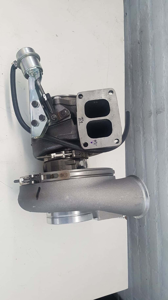 VOLVO D13K FH/FM 2013- E6 TURBOCOMPRESSOR V 21989961 - Turbo untuk Truk: gambar 3 VOLVO D13K FH/FM 2013- E6 TURBOCOMPRESSOR V 21989961 - Turbo untuk Truk: gambar 3