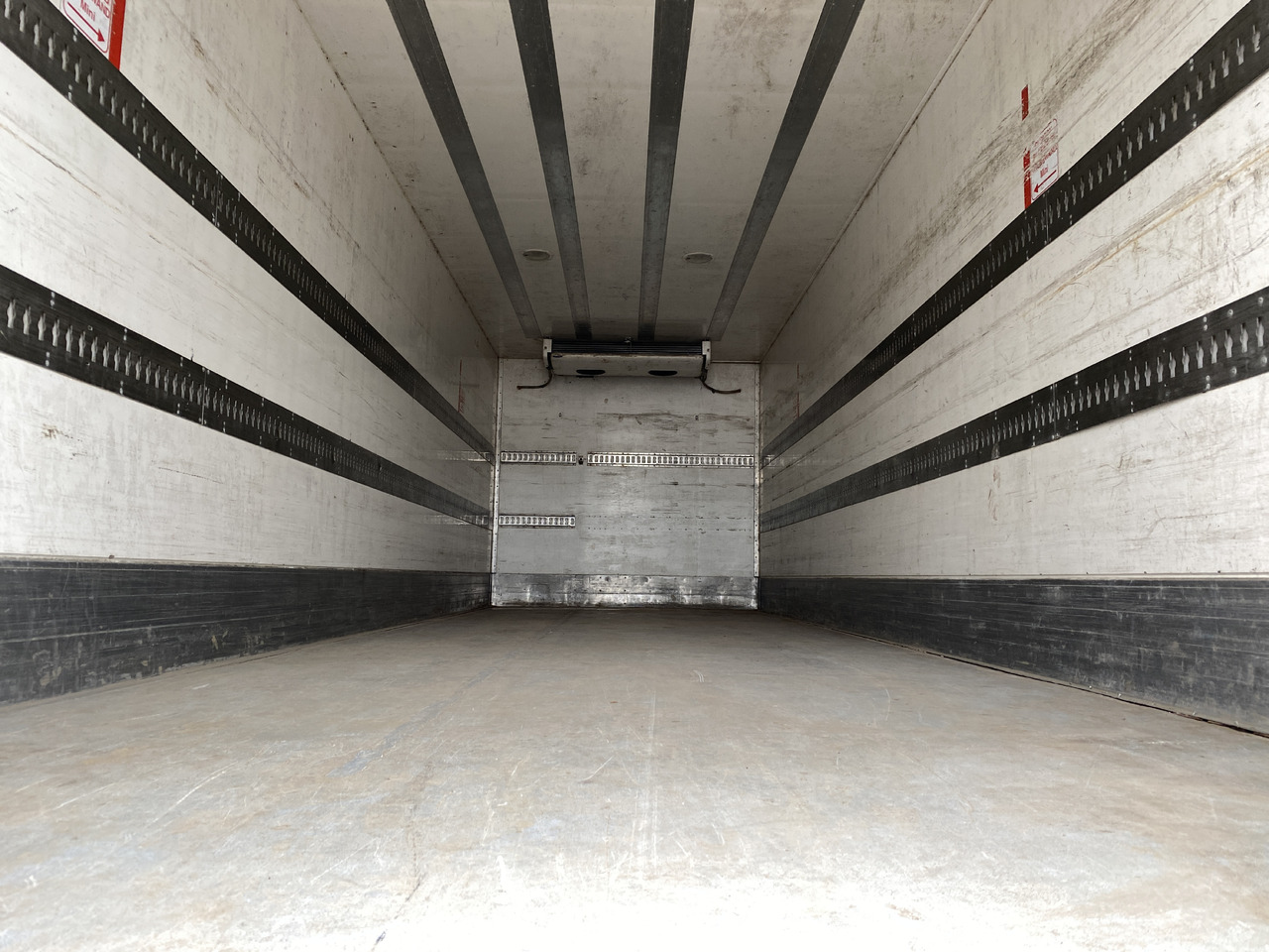 VOLVO FL 280 - Truk berpendingin: gambar 3 VOLVO FL 280 - Truk berpendingin: gambar 3