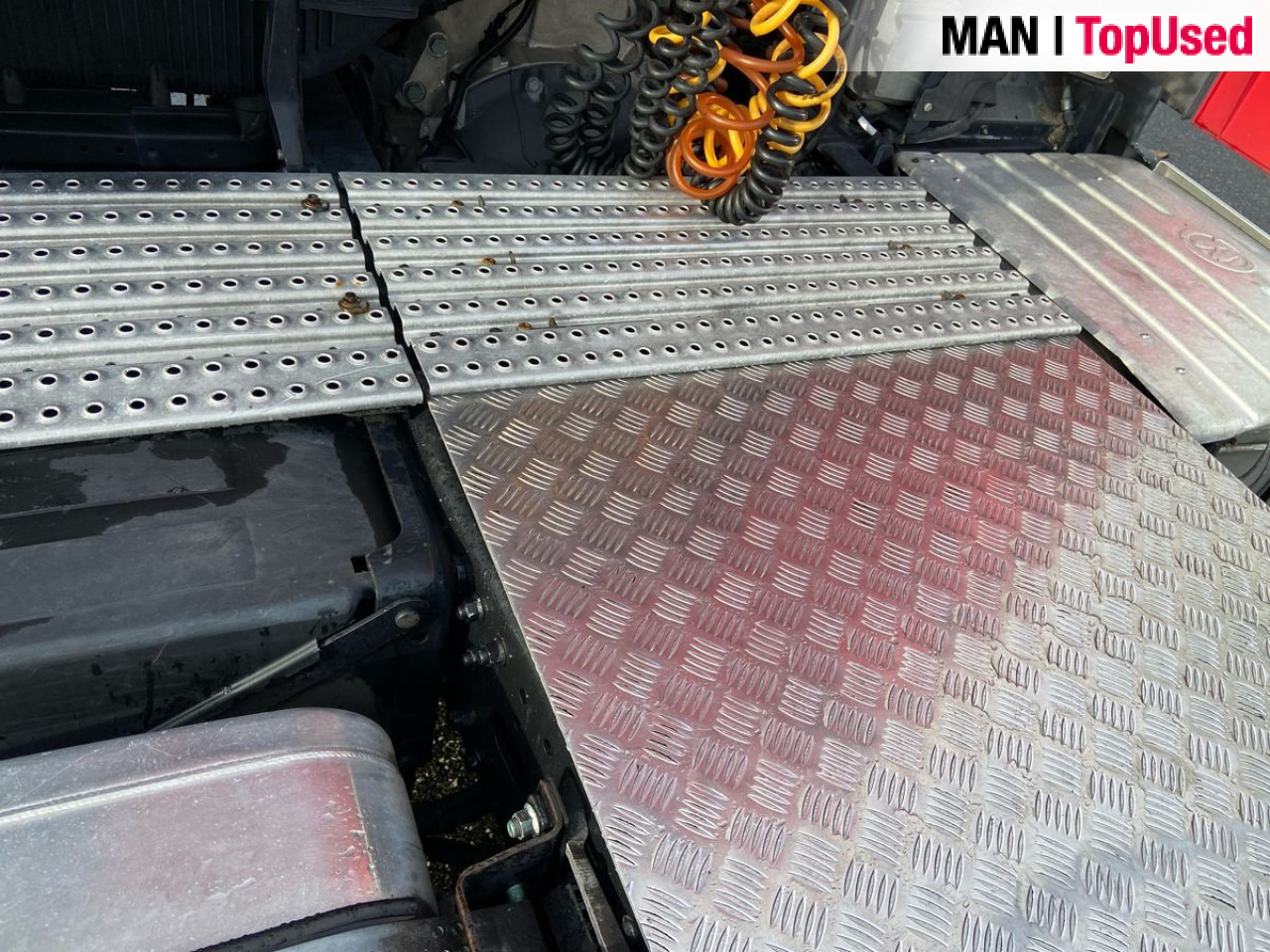 MAN TGX 18.460 4X2 BLS "ADR EX II / AT" - Tractor head: gambar 4 MAN TGX 18.460 4X2 BLS "ADR EX II / AT" - Tractor head: gambar 4