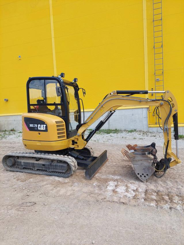 CATERPILLAR 302.7DCR - Ekskavator mini: gambar 2 CATERPILLAR 302.7DCR - Ekskavator mini: gambar 2