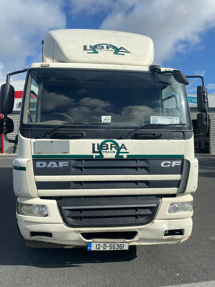 Truk dengan terpal samping 2012 DAF CF 65.250 4×2 Curtainsider: gambar 9 Truk dengan terpal samping 2012 DAF CF 65.250 4×2 Curtainsider: gambar 9
