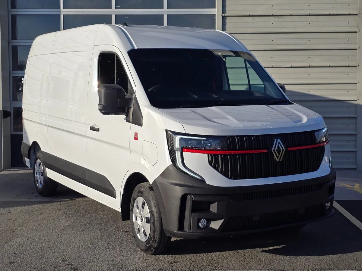 2025 Renault E-Tech Master L2H2 - Van panel: gambar 1 2025 Renault E-Tech Master L2H2 - Van panel: gambar 1