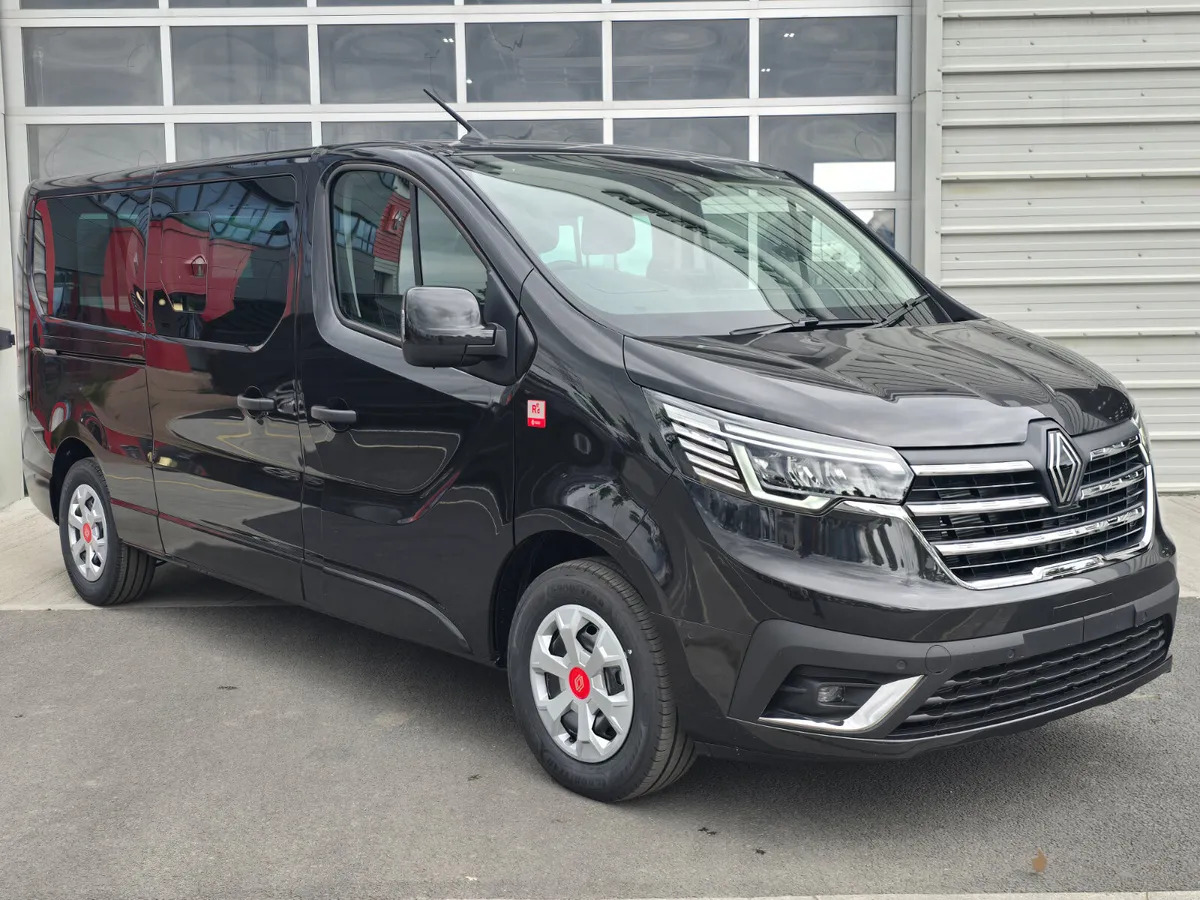 2025 Renault Trafic Combi 170BHP Auto - Van penumpang: gambar 4 2025 Renault Trafic Combi 170BHP Auto - Van penumpang: gambar 4