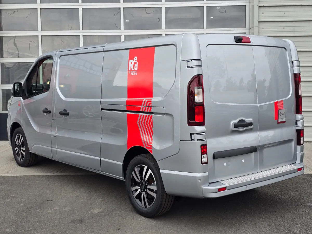2025 Renault Trafic Exclusive 170BHP Auto - Van panel: gambar 4 2025 Renault Trafic Exclusive 170BHP Auto - Van panel: gambar 4