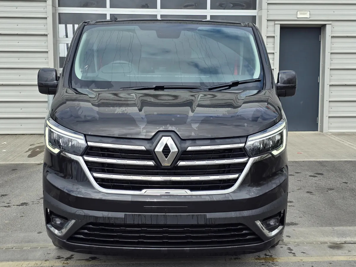 New Renault Trafic Red Edition -150BHP - Van kecil: gambar 5 New Renault Trafic Red Edition -150BHP - Van kecil: gambar 5