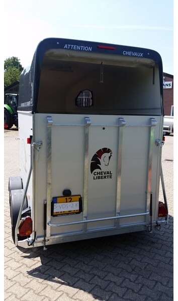CHEVAL Liberte Gold Aluline + zadelkamer - Trailer pengangkut kuda: gambar 4 CHEVAL Liberte Gold Aluline + zadelkamer - Trailer pengangkut kuda: gambar 4
