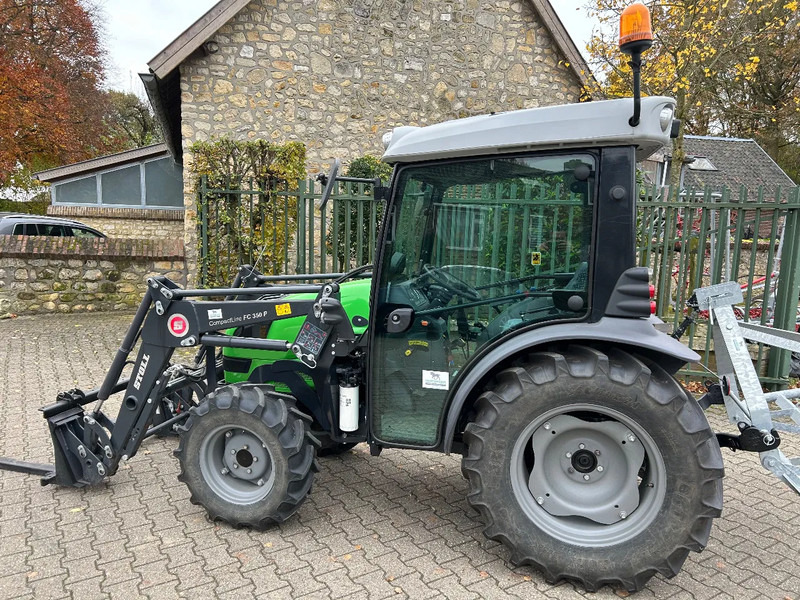 Deutz Agrokid 230 + Stoll frontlader - Traktor kompak: gambar 4 Deutz Agrokid 230 + Stoll frontlader - Traktor kompak: gambar 4
