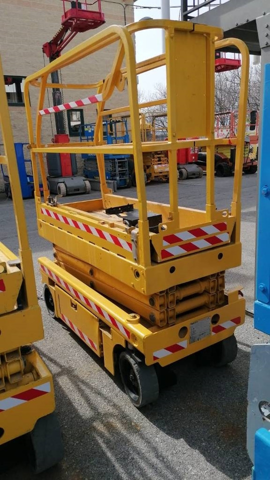 Haulotte Optimum 8 - Scissor lifts: gambar 3 Haulotte Optimum 8 - Scissor lifts: gambar 3