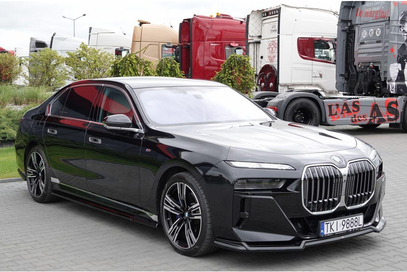 BMW 7 xDrive M Sport - Mobil sedan: gambar 3 BMW 7 xDrive M Sport - Mobil sedan: gambar 3
