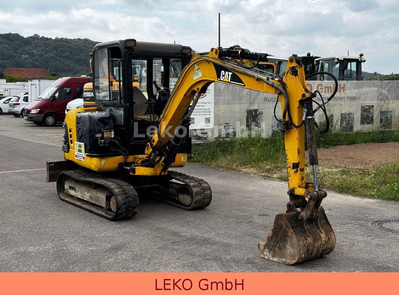 Caterpillar 302,5 - Ekskavator mini: gambar 1 Caterpillar 302,5 - Ekskavator mini: gambar 1