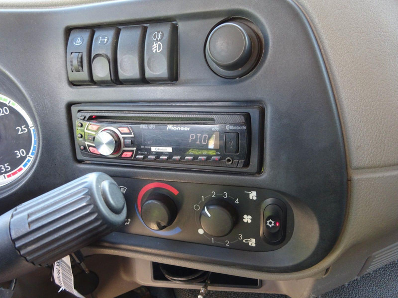 Leasing DAF 55.220 KRAN/KIPPER/KLIM A DAF 55.220 KRAN/KIPPER/KLIM A: gambar 14 Leasing DAF 55.220 KRAN/KIPPER/KLIM A DAF 55.220 KRAN/KIPPER/KLIM A: gambar 14