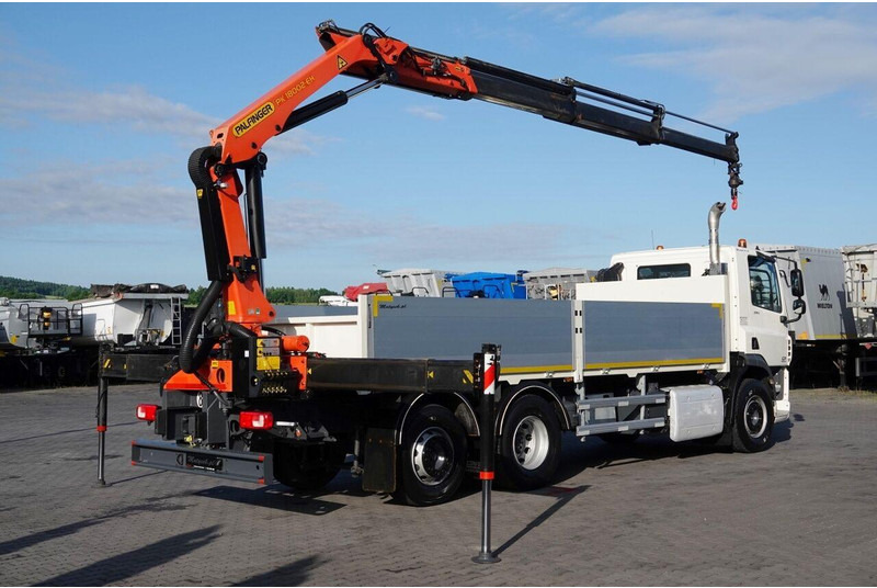 DAF CF 370 / 6x2 / SKRZYNIOWY - paka: 6,4 m / + HDS PALFINGER PK 180 - Truk flatbed, Truk derek: gambar 4 DAF CF 370 / 6x2 / SKRZYNIOWY - paka: 6,4 m / + HDS PALFINGER PK 180 - Truk flatbed, Truk derek: gambar 4