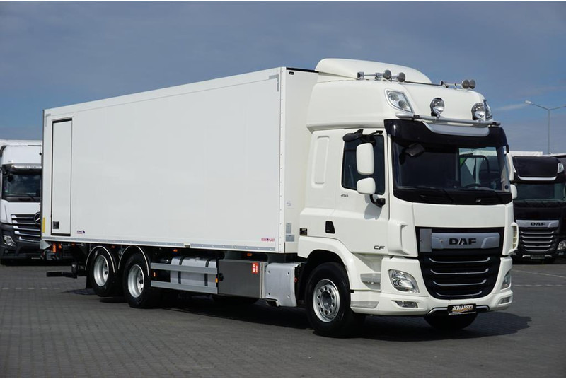 DAF CF 450 / E 6 / ACC / CHŁODNIA + WINDA / 21 PALET / MULTITEMPERAT - Truk berpendingin: gambar 2 DAF CF 450 / E 6 / ACC / CHŁODNIA + WINDA / 21 PALET / MULTITEMPERAT - Truk berpendingin: gambar 2