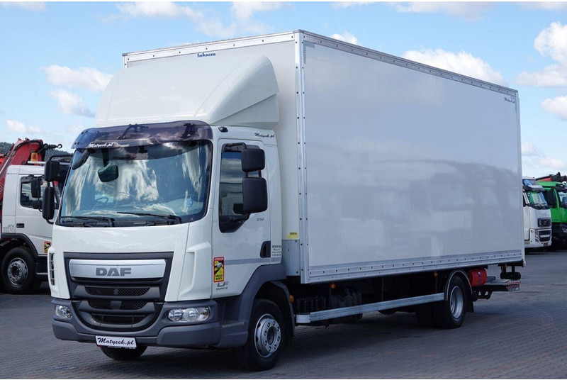 DAF LF 210 / KONTENER - 7 M / SOLÓWKA / WINDA DHOLLANDIA / EURO 6 - Truk box: gambar 1 DAF LF 210 / KONTENER - 7 M / SOLÓWKA / WINDA DHOLLANDIA / EURO 6 - Truk box: gambar 1