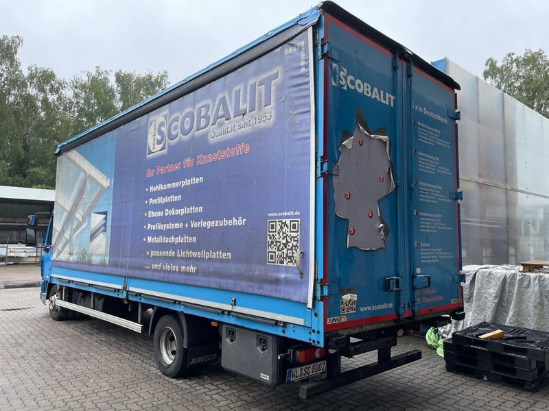 DAF LF210 FA - Truk box: gambar 4 DAF LF210 FA - Truk box: gambar 4