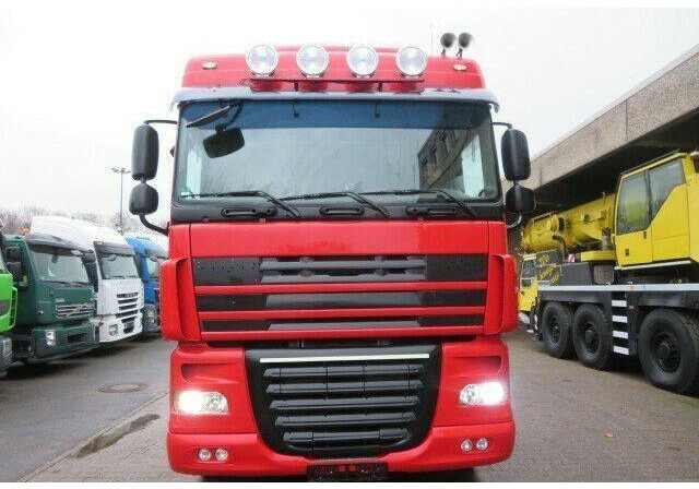 DAF XF105.410 6x2 Container + Crane - Truk skip loader: gambar 2 DAF XF105.410 6x2 Container + Crane - Truk skip loader: gambar 2