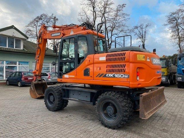 Doosan DX 160 W-3 - Ekskavator roda: gambar 4 Doosan DX 160 W-3 - Ekskavator roda: gambar 4
