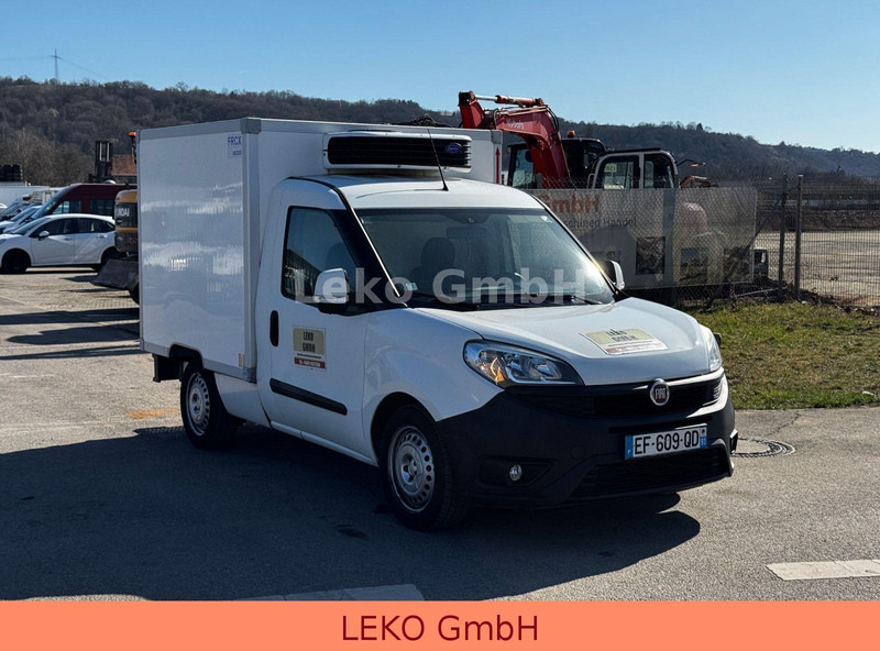 Fiat Doblò 1,6 Mit Carrier Xr 200 - Van berpendingin: gambar 1 Fiat Doblò 1,6 Mit Carrier Xr 200 - Van berpendingin: gambar 1